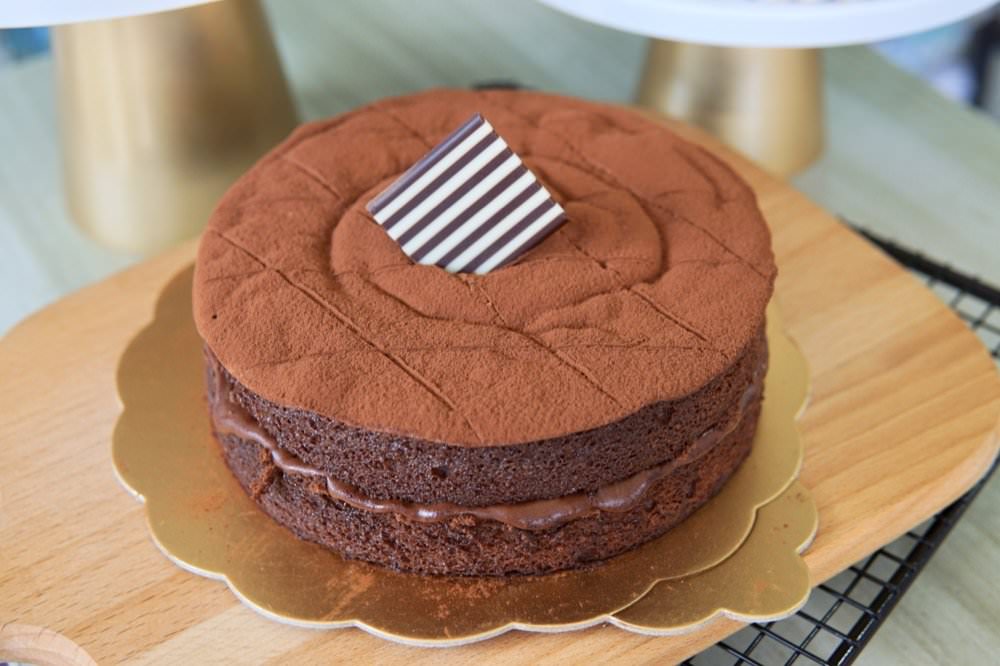 倪菓幽靈千層蛋糕|台中必買甜點推薦!回購率超高手作千層蛋糕、招牌爆漿菠蘿泡芙! - 第35張圖 倪菓幽靈千層蛋糕|台中必買甜點推薦!回購率超高手作千層蛋糕、招牌爆漿菠蘿泡芙!