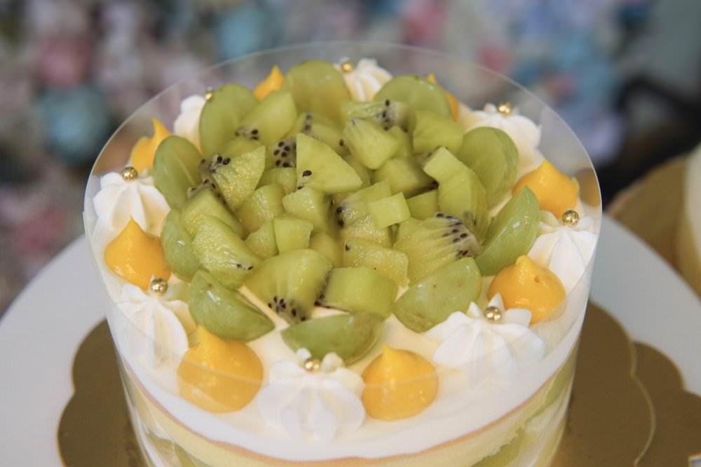 倪菓幽靈千層蛋糕|台中必買甜點推薦!回購率超高手作千層蛋糕、招牌爆漿菠蘿泡芙! - 第38張圖 倪菓幽靈千層蛋糕|台中必買甜點推薦!回購率超高手作千層蛋糕、招牌爆漿菠蘿泡芙!