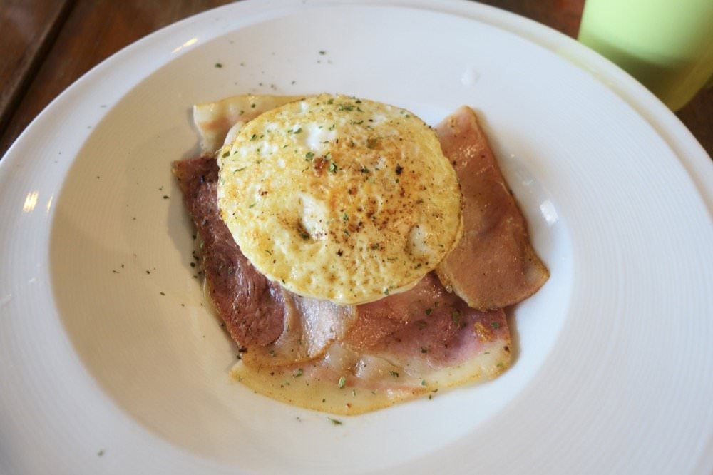 【LOMO Cafe 樂牧樂食所】美式漢堡、義式料理餐廳，中壢不限時咖啡廳推薦！