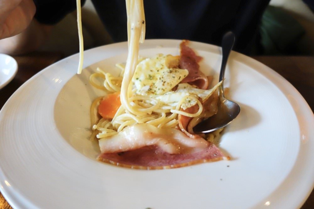 【LOMO Cafe 樂牧樂食所】美式漢堡、義式料理餐廳，中壢不限時咖啡廳推薦！