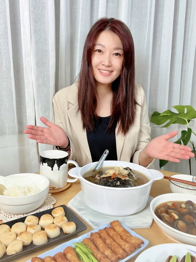 【2024年夜飯推薦】日芳珍饌2024年菜五福臨門鍋，美味輕鬆端上桌！鮑魚米雞、烏金達人烏魚子、野生干貝滿足饕客家人味蕾❤️