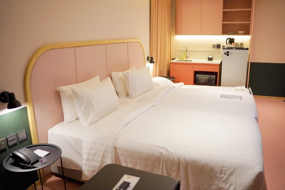 【曼谷飯店推薦】2023新開幕曼谷飯店The Quarter Ratchathewi by UHG拉差貼威四分之一飯店，夢幻網美風、地點方便近BTS！