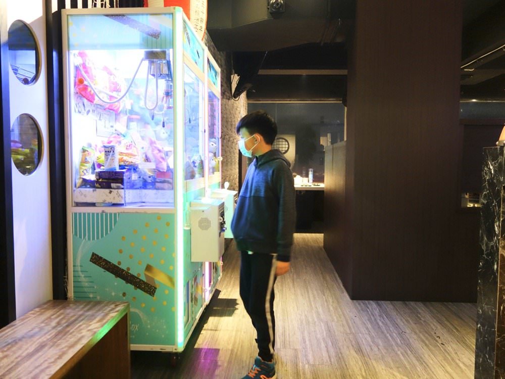 中壢燒肉吃到飽推薦【炙高無上炭火燒肉 中壢店】美味肉品、海鮮、蔬菜任你點！