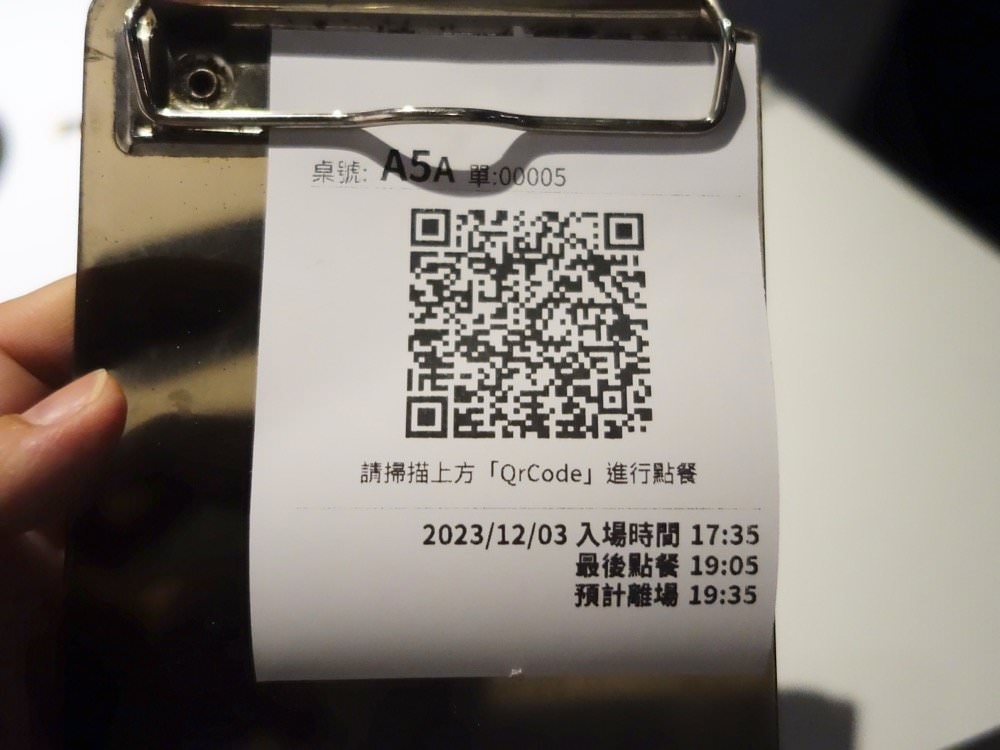 中壢燒肉吃到飽推薦【炙高無上炭火燒肉 中壢店】美味肉品、海鮮、蔬菜任你點！