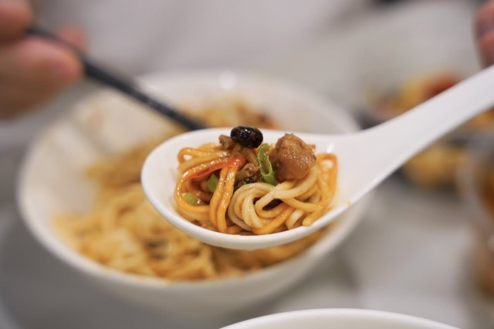 【台北美食小吃】奇福扁食信義本店,必點超美味雙重麻辣紅油炒手、鮮蝦扁食! - 第15張圖 【台北美食小吃】奇福扁食信義本店,必點超美味雙重麻辣紅油炒手、鮮蝦扁食!