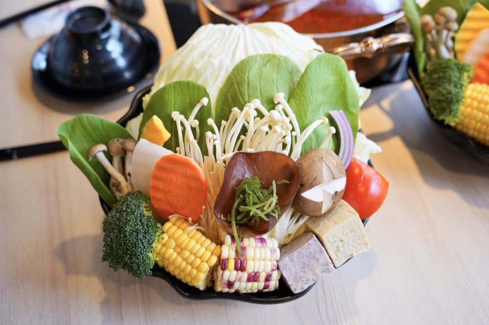 【台北火鍋推薦】真鮮海鮮和牛鍋物。超好吃美福頂級Prime牛肉、松阪豬!肉控必吃大同區火鍋推薦!(台北寵物友善餐廳) - 第24張圖 【台北火鍋推薦】真鮮海鮮和牛鍋物。超好吃美福頂級Prime牛肉、松阪豬!肉控必吃大同區火鍋推薦!(台北寵物友善餐廳)