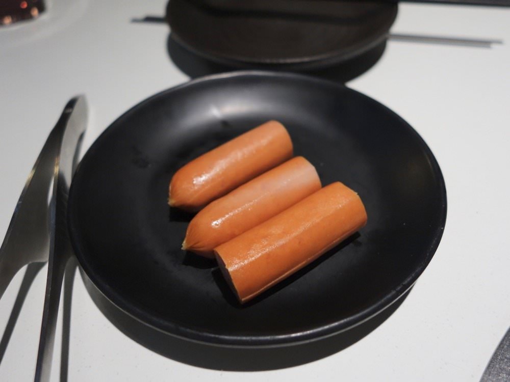 中壢燒肉吃到飽推薦【炙高無上炭火燒肉 中壢店】美味肉品、海鮮、蔬菜任你點！