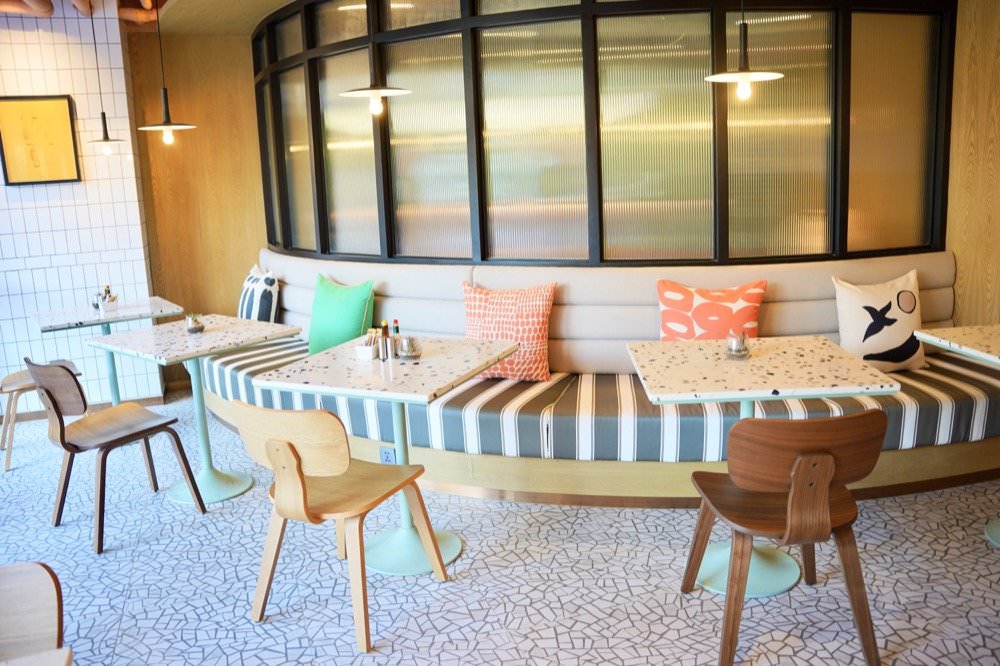 【曼谷飯店推薦】2023新開幕曼谷飯店The Quarter Ratchathewi by UHG拉差貼威四分之一飯店，夢幻網美風、地點方便近BTS！