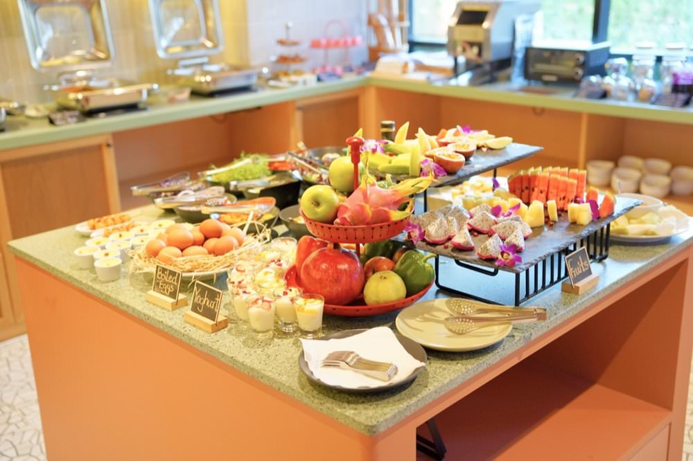 【曼谷飯店推薦】2023新開幕曼谷飯店The Quarter Ratchathewi by UHG拉差貼威四分之一飯店，夢幻網美風、地點方便近BTS！