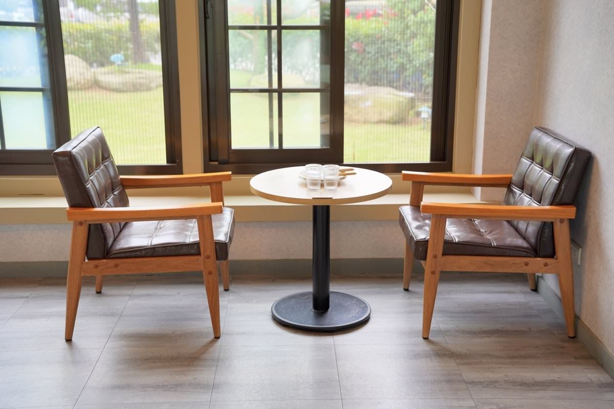 桃園咖啡廳推薦【The畔cafe&dining】龍潭大池旁超美餐廳，絕美場景好拍照，餐點擺盤美又好吃！