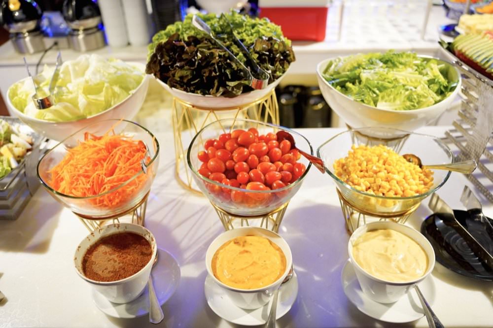 【曼谷遊船晚餐推薦】KKday富裕豪華郵輪搭乘經驗分享！湄南河遊船超棒體驗❤️