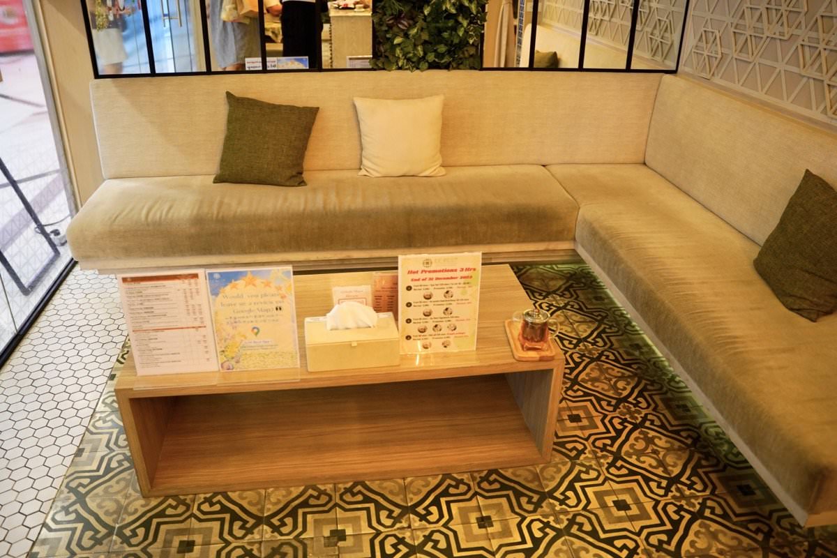 曼谷按摩推薦【De Rest SPA】超紓壓深層組織油按摩，BTS Chit lom站泰式按摩推薦