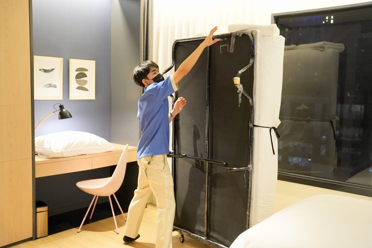 【曼谷飯店推薦】曼谷新浩中央酒店 Sindhorn Midtown Hotel Bangkok｜BTS Chit Lom大空間房型、無邊際泳池、高空酒吧曼谷飯店推薦！