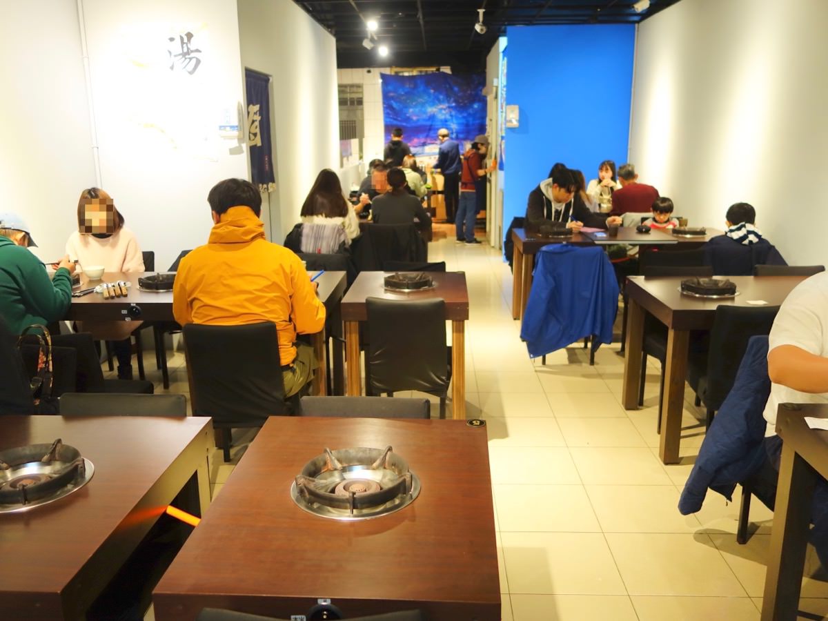 中壢火鍋推薦|嘉義老牌石頭火鍋(中壢店),爆炒味飄香湯頭好好喝~ - 第3張圖 中壢火鍋推薦|嘉義老牌石頭火鍋(中壢店),爆炒味飄香湯頭好好喝~