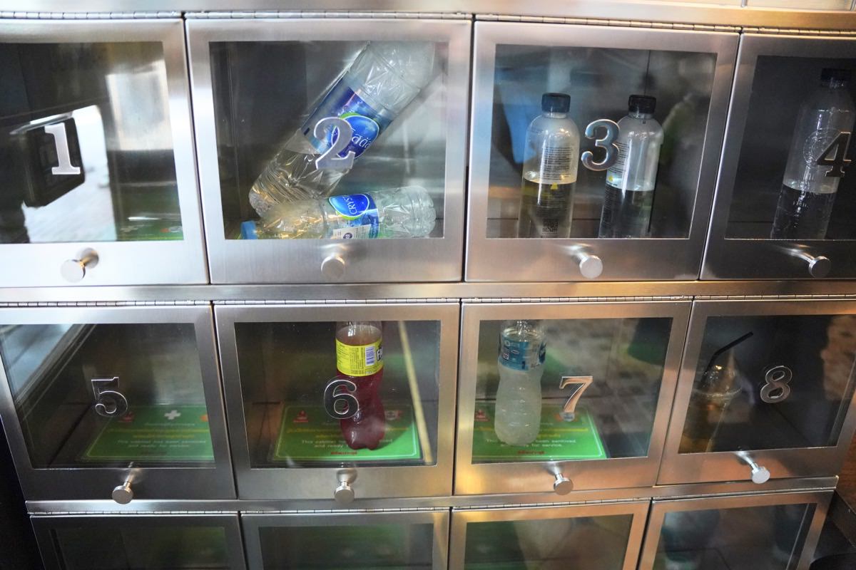 【曼谷美食推薦】THIPSAMAI Pad Thai鬼門炒河粉本店，漫步舊城區美味米其林必比登午餐享受～