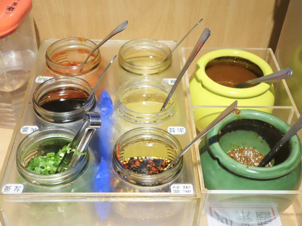 中壢火鍋推薦|嘉義老牌石頭火鍋(中壢店),爆炒味飄香湯頭好好喝~ - 第8張圖 中壢火鍋推薦|嘉義老牌石頭火鍋(中壢店),爆炒味飄香湯頭好好喝~