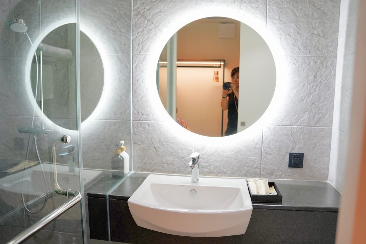 【新開幕曼谷摩爾飯店】MO HOTEL Bangkok。2024開幕質感小清新飯店，BTS旁近水門市場、快船、MBK