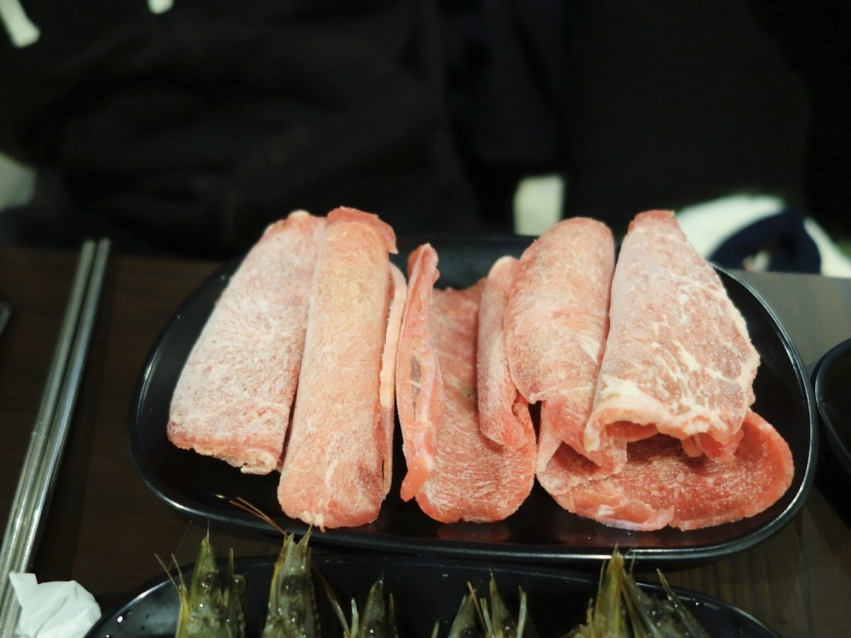 中壢火鍋推薦|嘉義老牌石頭火鍋(中壢店),爆炒味飄香湯頭好好喝~ - 第18張圖 中壢火鍋推薦|嘉義老牌石頭火鍋(中壢店),爆炒味飄香湯頭好好喝~