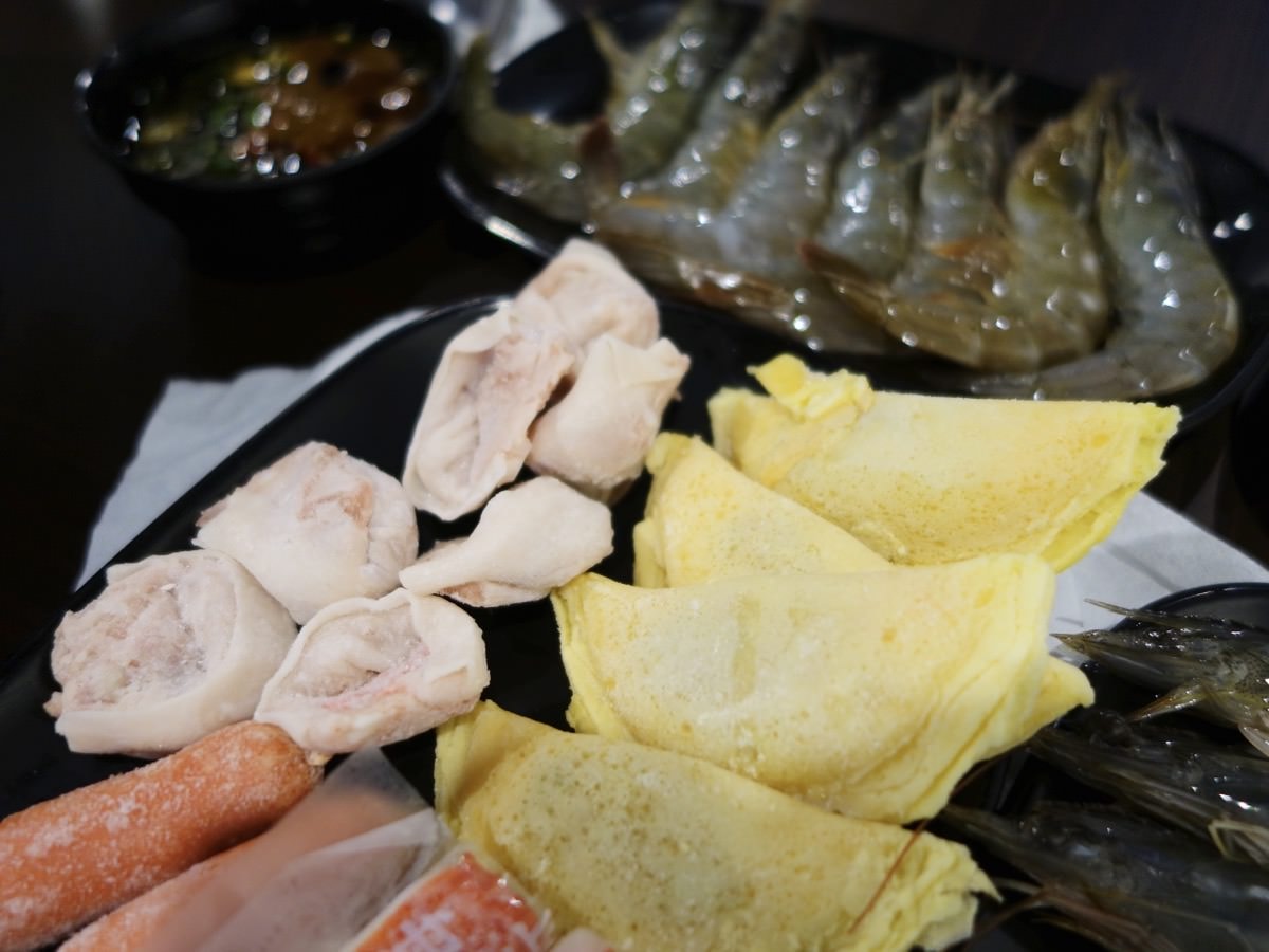 中壢火鍋推薦|嘉義老牌石頭火鍋(中壢店),爆炒味飄香湯頭好好喝~ - 第22張圖 中壢火鍋推薦|嘉義老牌石頭火鍋(中壢店),爆炒味飄香湯頭好好喝~