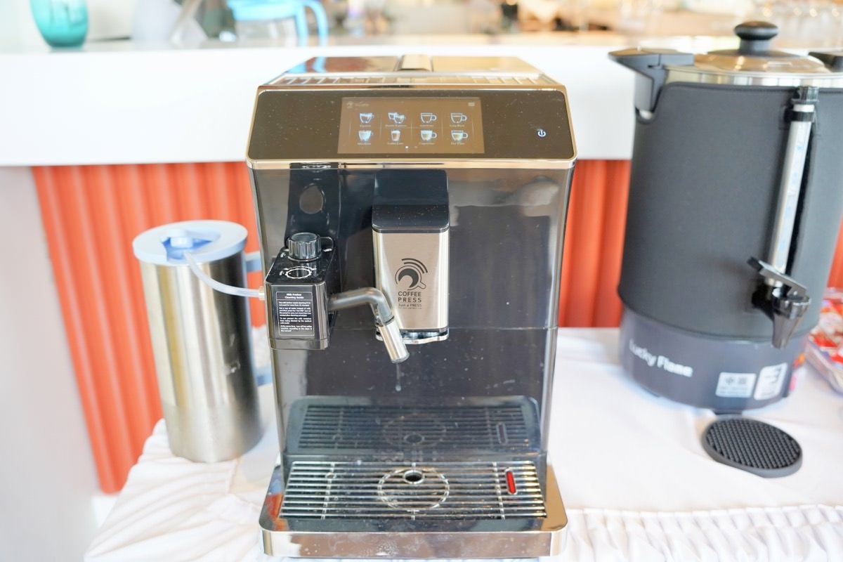 【新開幕曼谷摩爾飯店】MO HOTEL Bangkok。2024開幕質感小清新飯店，BTS旁近水門市場、快船、MBK