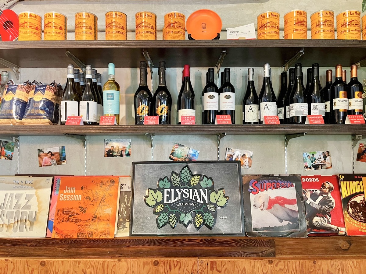 【台北美式餐廳】紐澳良小廚Nola Kitchen(信義象山店)・必點楓糖鬆餅炸雞、艾爾精釀啤酒買一送一！