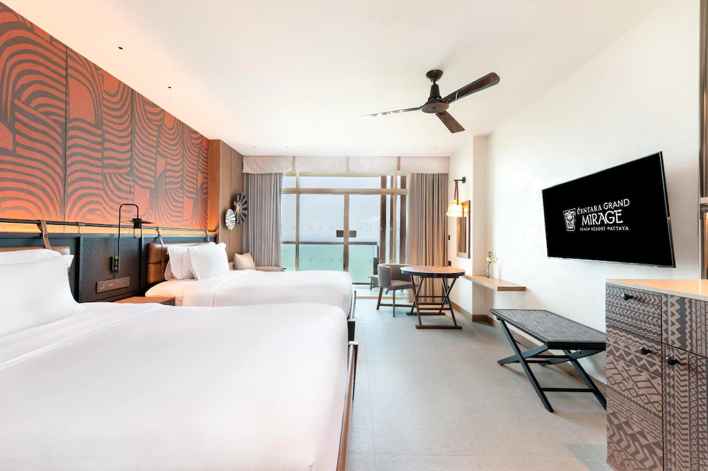 【2025芭達雅親子飯店推薦】精選10間度假海景飯店 泳池滑水道、人造浪、兒童遊戲室全家輕鬆玩！