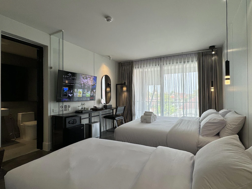 Chiang Mai hotel POR Singharat room