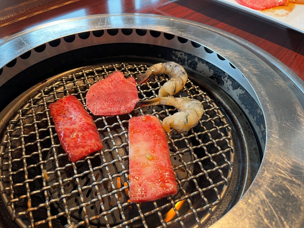 【沖繩美食推薦】敘敘苑燒肉歌町店．日本人氣高品質燒肉店，和牛、牛舌極美味！