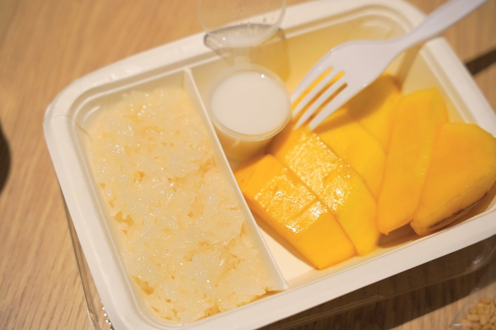 【曼谷米其林芒果糯米】K. Panich Sticky Rice芒果糯米老店近百年歷史．曼谷老城區美食推薦