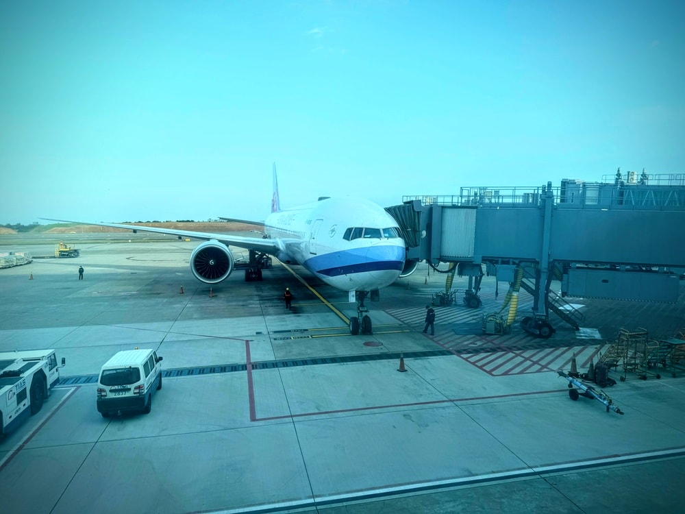 【台北-大阪】中華航空波音 777-300ER 豪華商務艙開箱