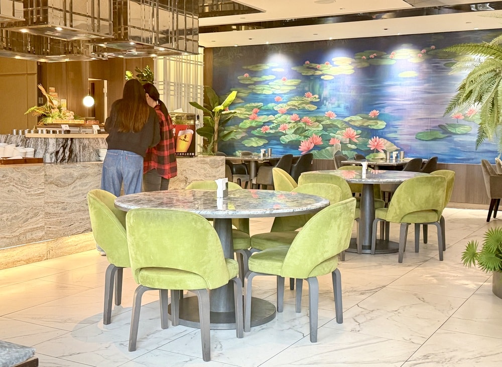 【板橋餐廳推薦】蓮花餐廳Lotus Restaurant-東南亞與泰式料理吃到飽.桌邊單點服務好-板橋凱撒大飯店餐廳推薦 - 第4張圖 【板橋餐廳推薦】蓮花餐廳Lotus Restaurant-東南亞與泰式料理吃到飽.桌邊單點服務好-板橋凱撒大飯店餐廳推薦