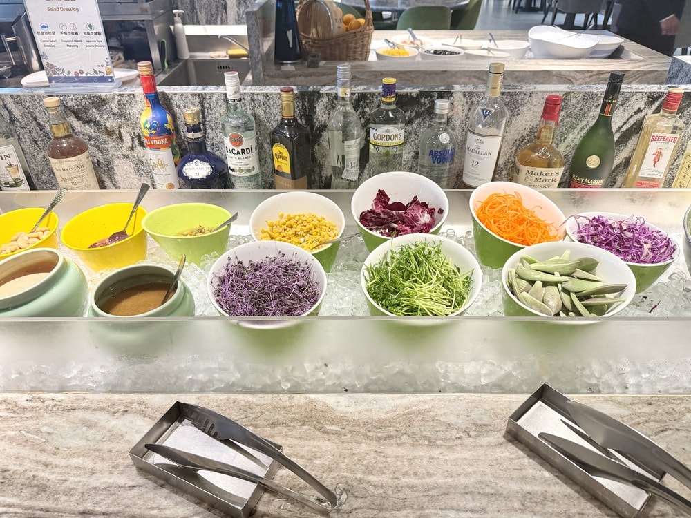 【板橋餐廳推薦】蓮花餐廳Lotus Restaurant-東南亞與泰式料理吃到飽.桌邊單點服務好-板橋凱撒大飯店餐廳推薦 - 第9張圖 【板橋餐廳推薦】蓮花餐廳Lotus Restaurant-東南亞與泰式料理吃到飽.桌邊單點服務好-板橋凱撒大飯店餐廳推薦