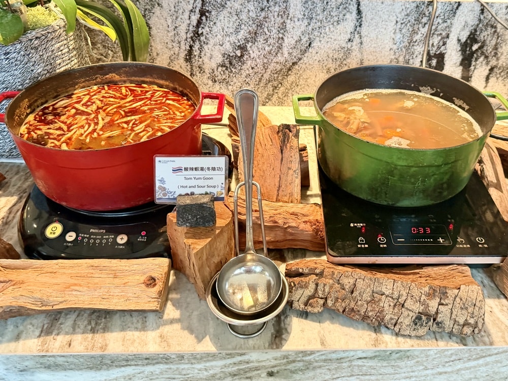 【板橋餐廳推薦】蓮花餐廳Lotus Restaurant-東南亞與泰式料理吃到飽.桌邊單點服務好-板橋凱撒大飯店餐廳推薦 - 第12張圖 【板橋餐廳推薦】蓮花餐廳Lotus Restaurant-東南亞與泰式料理吃到飽.桌邊單點服務好-板橋凱撒大飯店餐廳推薦