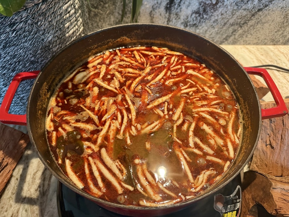 【板橋餐廳推薦】蓮花餐廳Lotus Restaurant-東南亞與泰式料理吃到飽.桌邊單點服務好-板橋凱撒大飯店餐廳推薦 - 第13張圖 【板橋餐廳推薦】蓮花餐廳Lotus Restaurant-東南亞與泰式料理吃到飽.桌邊單點服務好-板橋凱撒大飯店餐廳推薦