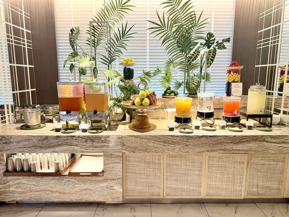 【板橋餐廳推薦】蓮花餐廳Lotus Restaurant-東南亞與泰式料理吃到飽.桌邊單點服務好-板橋凱撒大飯店餐廳推薦 - 第19張圖 【板橋餐廳推薦】蓮花餐廳Lotus Restaurant-東南亞與泰式料理吃到飽.桌邊單點服務好-板橋凱撒大飯店餐廳推薦