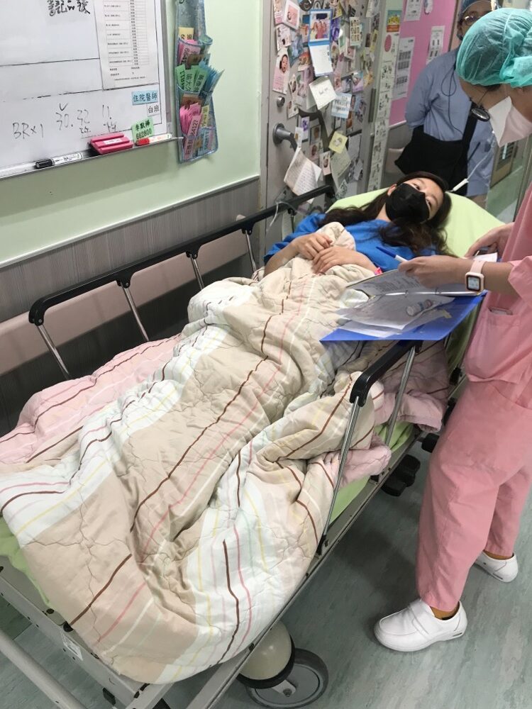 【第三次腹腔鏡手術】巧克力囊腫/子宮肌腺症檢查、住院、開刀手術實際紀錄 - 第25張圖 【第三次腹腔鏡手術】巧克力囊腫/子宮肌腺症檢查、住院、開刀手術實際紀錄