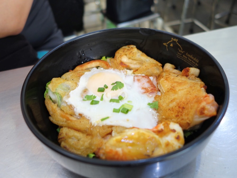 【曼谷米其林美食】安乾炒雞肉粿條Ann Guay Tiew Kua Gai.好吃銅板價米其林必比登! - 第11張圖 【曼谷米其林美食】安乾炒雞肉粿條Ann Guay Tiew Kua Gai.好吃銅板價米其林必比登!