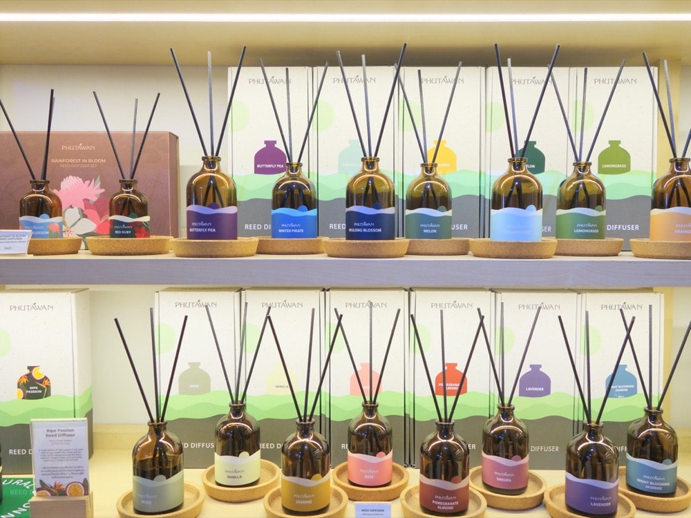 【泰國香氛手工皂品牌PHUTAWAN普妲旺】泰國香氛美體保養品。純天然手工皂、香水購物分享