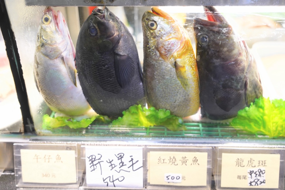 【喫飯食堂】永康街美食小吃推薦，必點招牌煎豬肝、封肉，喫飯食堂心得評價