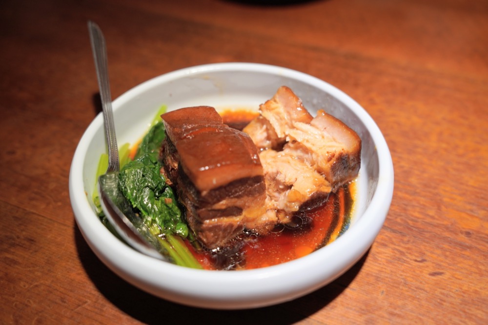 【喫飯食堂】永康街美食小吃推薦，必點招牌煎豬肝、封肉，喫飯食堂心得評價