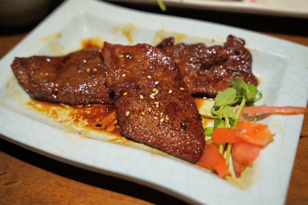 【喫飯食堂】永康街美食小吃推薦，必點招牌煎豬肝、封肉，喫飯食堂心得評價